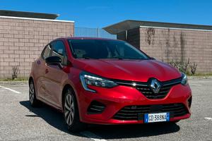 Renault Clio 2021 E-Tech full hybrid 140cv