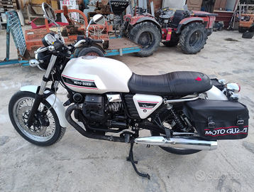 Moto Guzzi V7 Classic iniezione