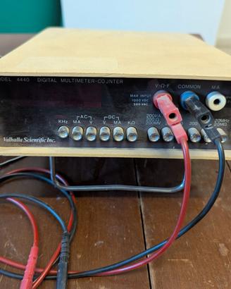 Strumento di misura digitale