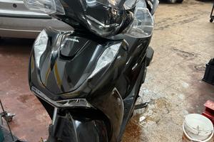 Honda Sh 150 nero come nuovo