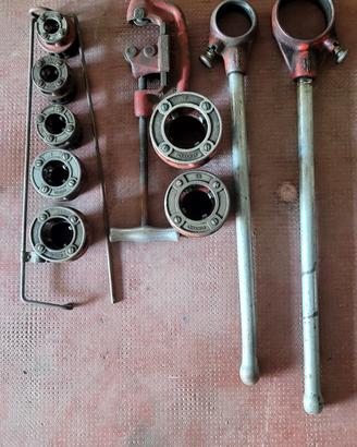 set filettatrice manuale Ridgid da 3/8" a 2"