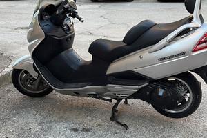 Burgman 250 cc (anche solo ricambi)