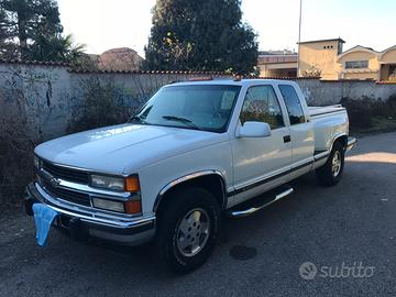Chevrolet Silverado V8 Turbodiesel ASI Gancio Trai