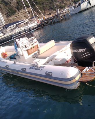 Coaster 650 Mercury verado 150