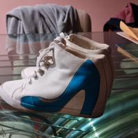 scarpa particolare 
