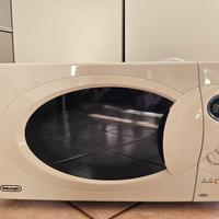 Microonde De Longhi