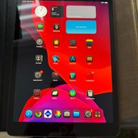 Apple iPad 7ª gen.  10.2” – 32GB Wi-Fi + Cover