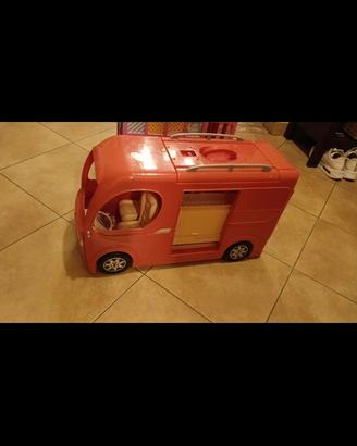 Camper Barbie