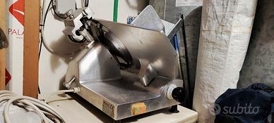 affettatrice Omega lama 350