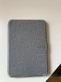Kindle poco usato + custodia gratis !