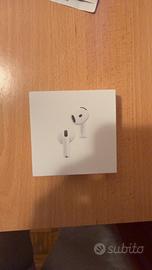 AirPods 4