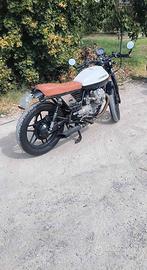 moto guzzi V65