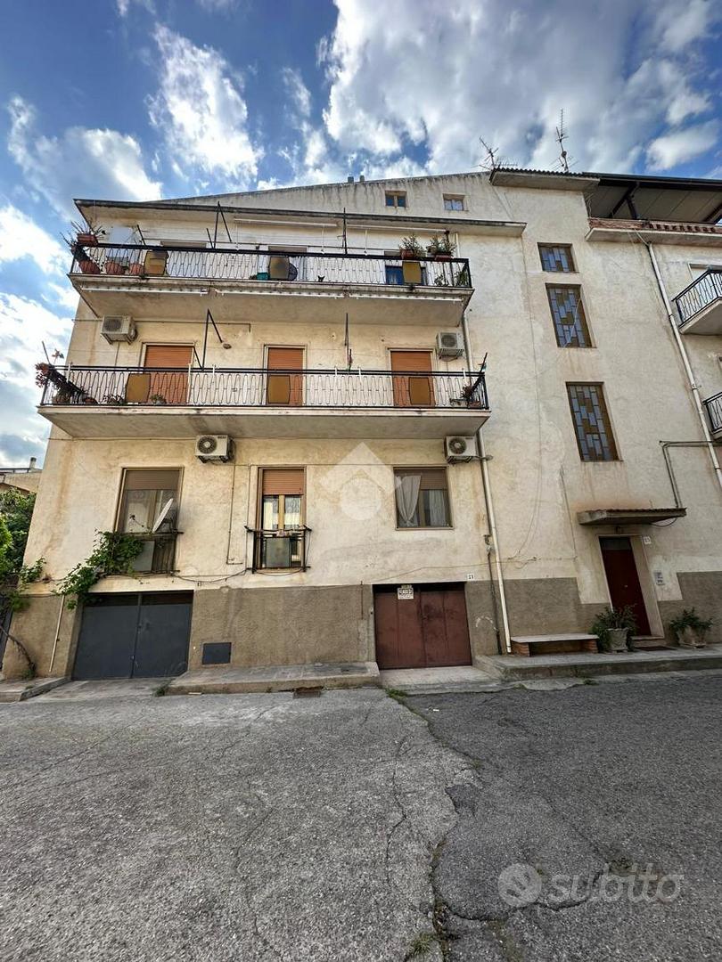 4 LOCALI A TREBISACCE - Vista 2