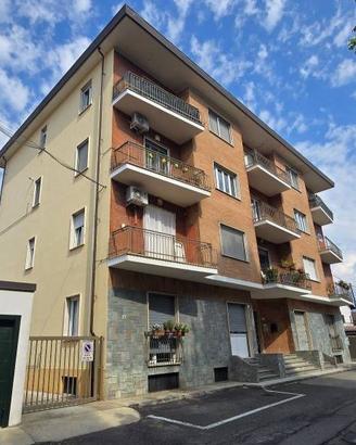 Appartamento di 75 m² con 4 locali a Favria