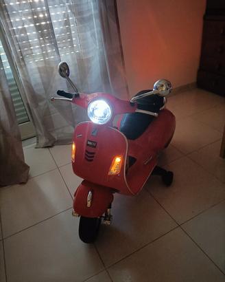 vespa elettrica bimba
