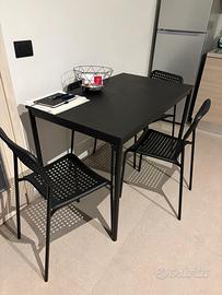 Tavolo + 4 sedie Ikea