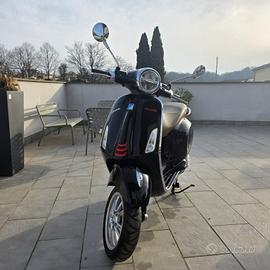 Vespa 50 Primavera 2021 come nuova - solo 1.121km