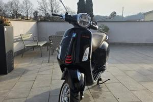 Vespa 50 Primavera 2021 come nuova - solo 1.121km