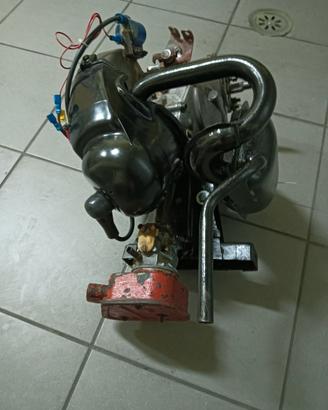 Motore completo APE 50 (prima serie).