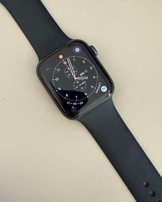 Apple Watch SE (GPS)