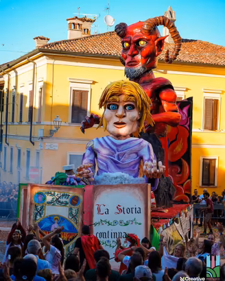 Carro allegorico diavolo e angelo