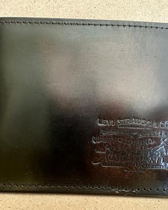 Portafoglio Levi’s in pelle nera con scatola