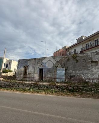 VILLA SINGOLA A CEGLIE MESSAPICA