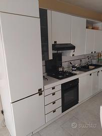 cucina salvarani.colore bianca