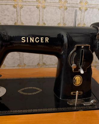 Singer a pedale
