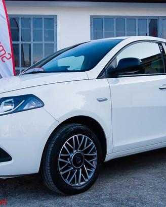Lancia Ypsilon 1.0 FireFly 5 porte S&S Hybrid Gold