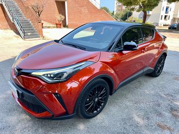 Toyota C-HR 2.0 Hybrid E-CVT Premiere