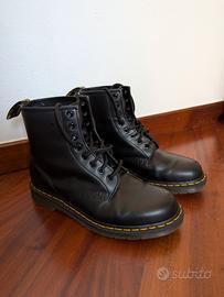 Dr. Martens taglia 42 uomo Abbigliamento e Accessori In vendita a Siena