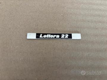 Olivetti Lettera 22 etichetta  "Lettera 22"
