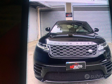 Range rover modello velar color nero