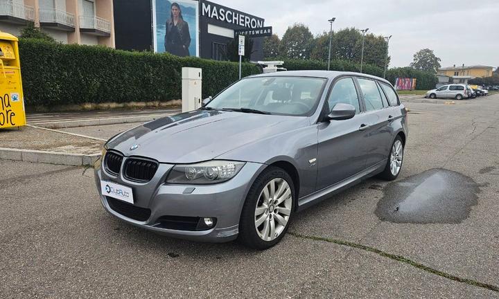 BMW Serie 3 Touring 320d xdrive Attiva 184cv