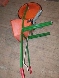 carriola spandiconcime agricola manuale