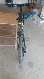 bici MTB in alluminio