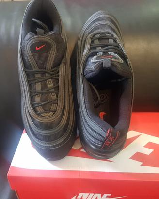 Airmax97 nere con baffo rosso dal n°38 al 45
