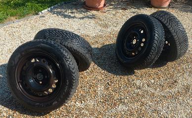 Gomme invernali 185/65 R15  Opel