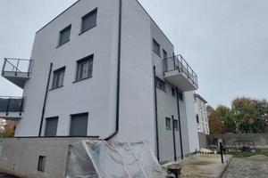 Immobile in asta di 65 m² con 2 locali e box auto 