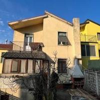 BORGO SAN SERGIO casetta accostata con giardino pr