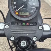 Harley-Davidson Sportster 883 - 2016