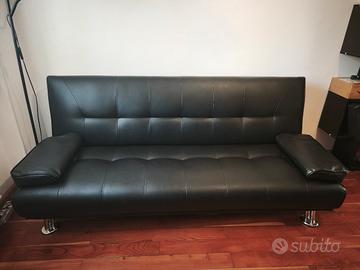 Divano-letto in ecopelle