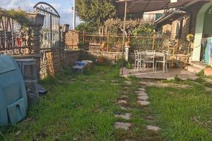 Porzione di villa bifamiliare