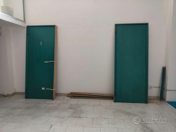 n. 2 Porte in Legno a Battente