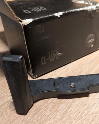 Impugnatura grip ECG-1  Olympus  OM-D E-M10 mark 1