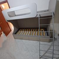 letto a castello con cassetti inclusi