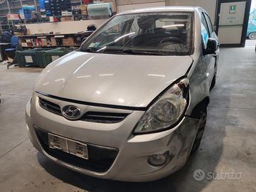 Hyundai I20 anno 2009 ricambi usati