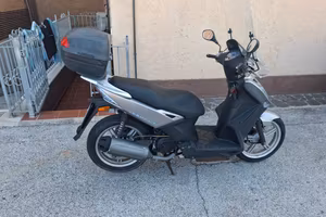 kymco 125 prezzo trattabile  