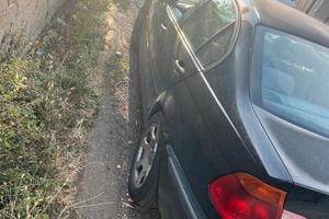 Bmw 2000 cilindranta anno 2000 diesel